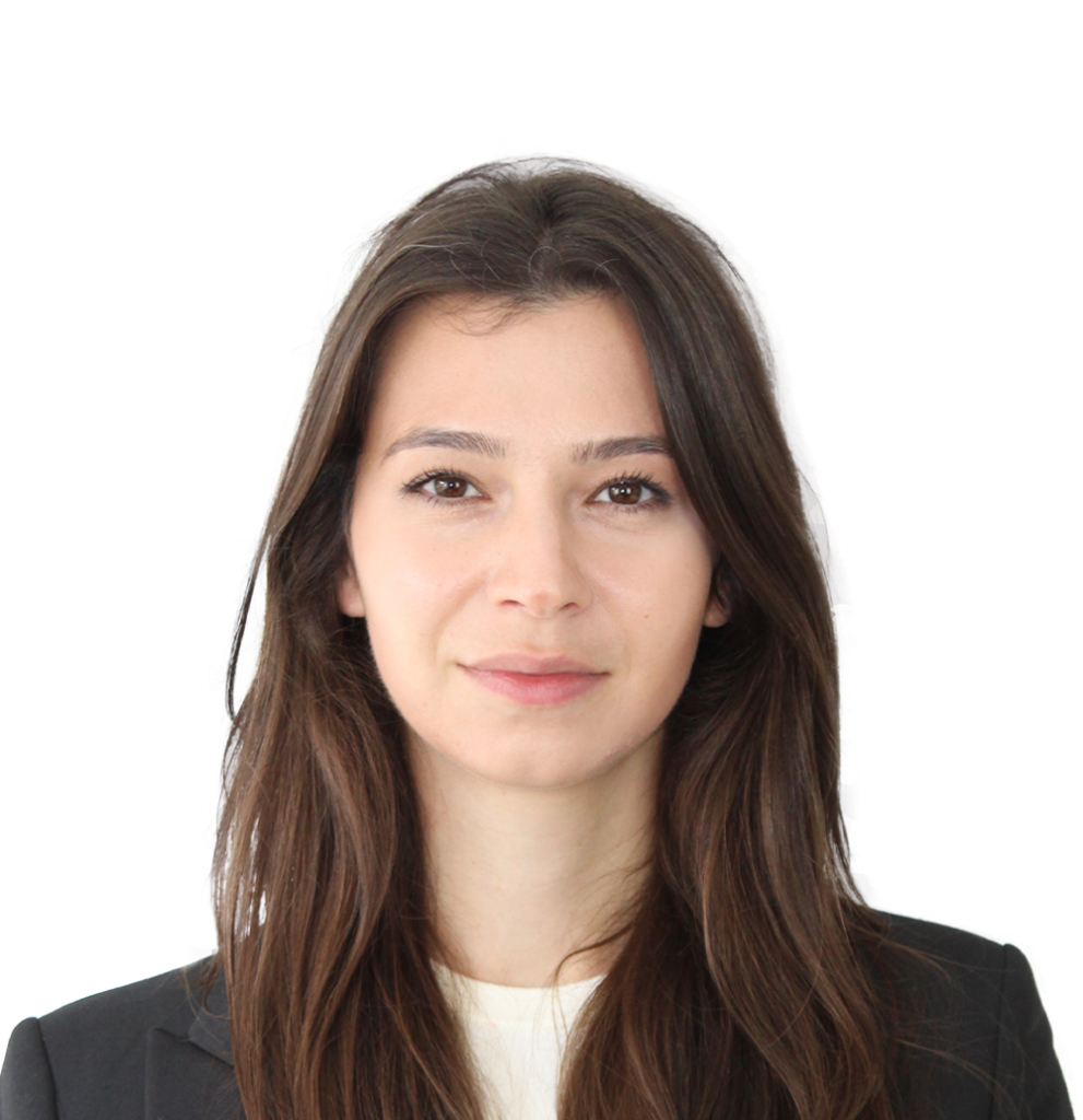 Ilona Saliya Content Writer